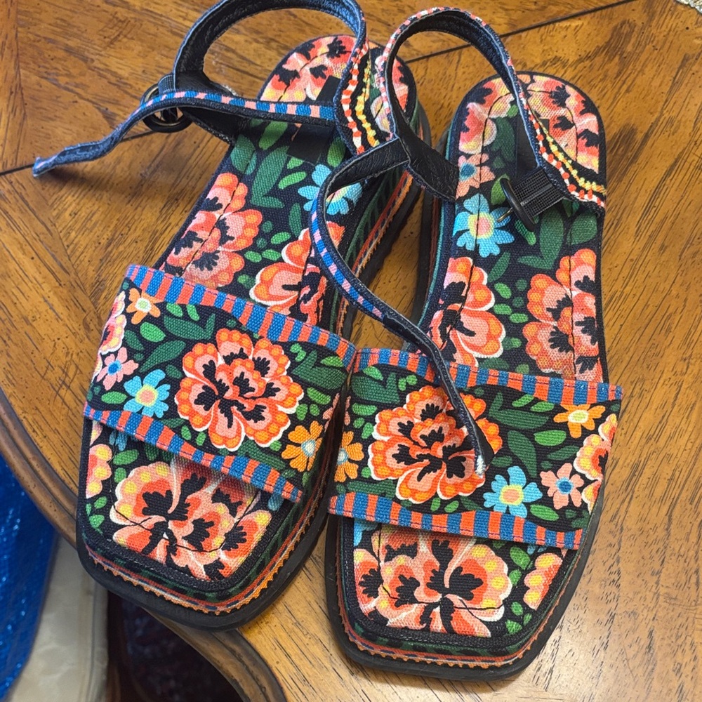 Farm Rio Women's Slingback Sandals